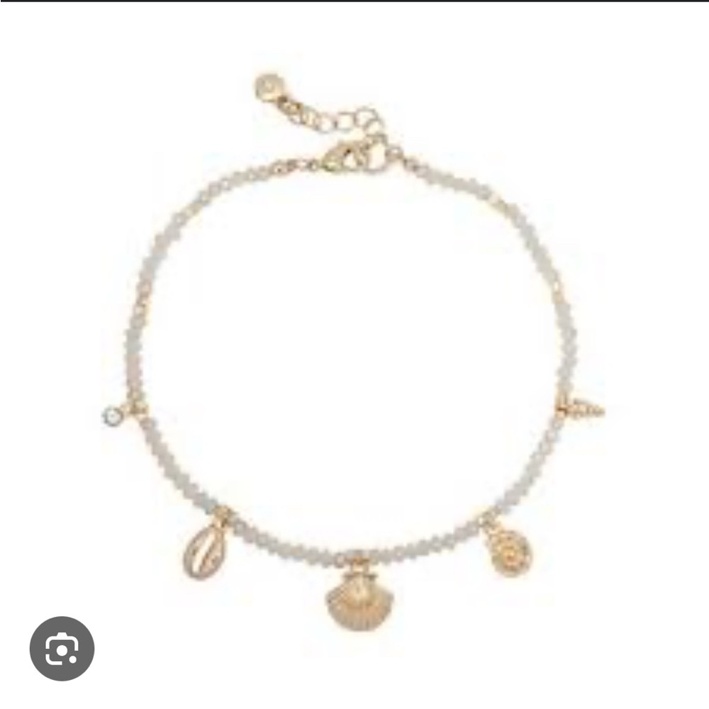 NWT LC Lauren Conrad Gold and White Charm ankle Bracelet